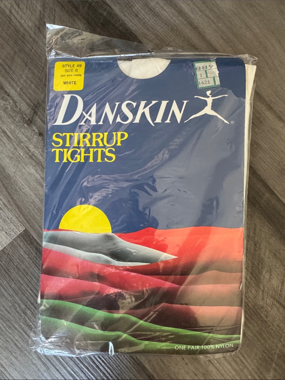 Danskin Vintage 80s Stirrup Tights Seamless Dance NEW white ballet Size B dance